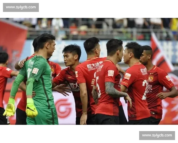 权健对阵恒大经典回放全景解析攻防博弈与赛场关键瞬间深度复盘