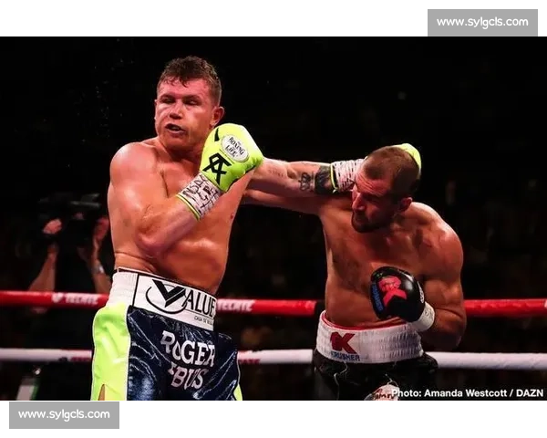 阿瓦雷兹跨级挑战科瓦列夫之夜力量与技术的终极对决拳坛历史性一战